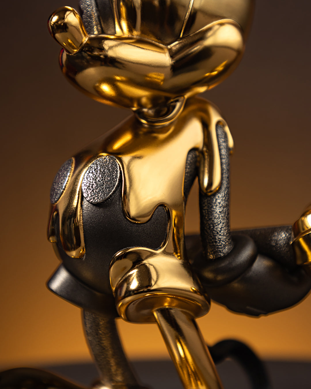 Premiumworked Mickey Mouse Transformation x Royal Selangor
